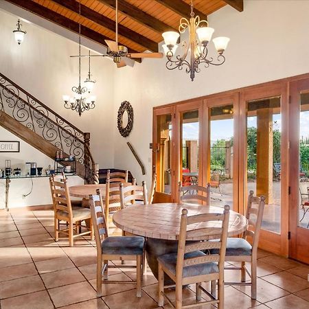 Adobe Village Villa With Private Patio - Sunset Villa Седона Экстерьер фото